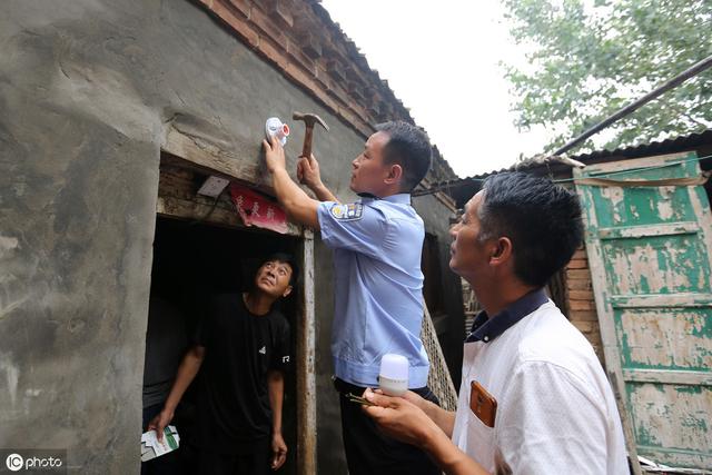 低保户的标准是什么，农村低保户的标准是多少（五个符合一个就可以申请）