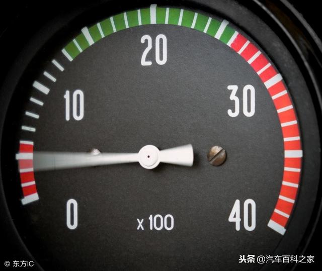 汽车怠速高低能调整吗？一松油门就熄火怎么回事？