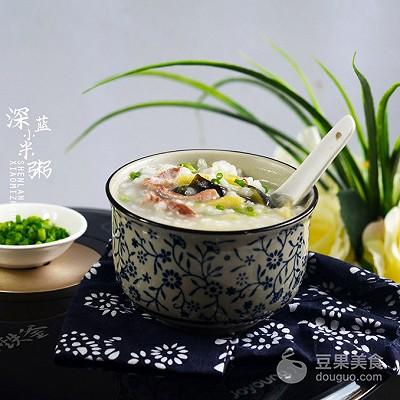 电饭煲皮蛋瘦肉粥，电饭煲皮蛋瘦肉粥正宗做法（一口电饭锅就搞定好吃的皮蛋瘦肉粥~）