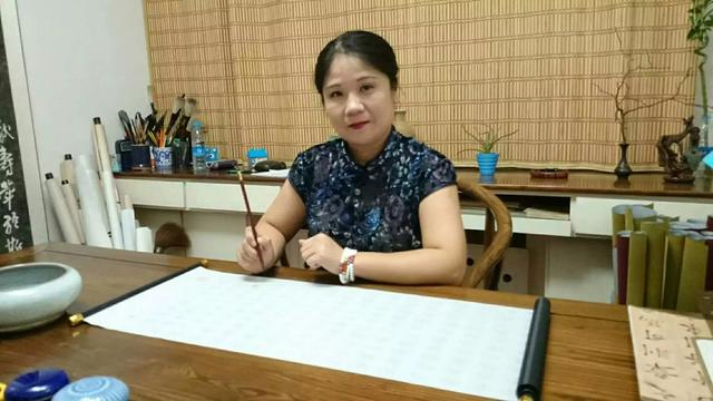 毛笔字帖水写布，描红本是怎样的