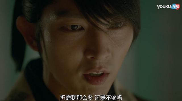 步步惊心丽iu吃东西，丽》终映聚餐后的合照井喷