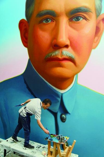 孙中山年轻时的画，天安门广场的巨幅孙中山画像