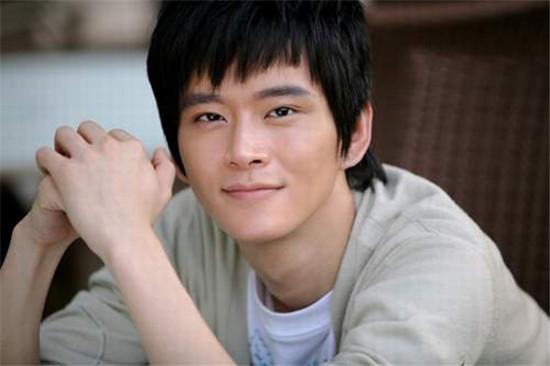 猎手电视剧里面李英杰是哪个演员，偶像猎手李展扮演者是谁