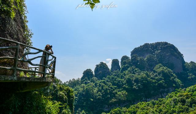 梅州五指石风景区，五指石风景区里面的磨肚峰简介（风景秀丽的小众旅游胜地）