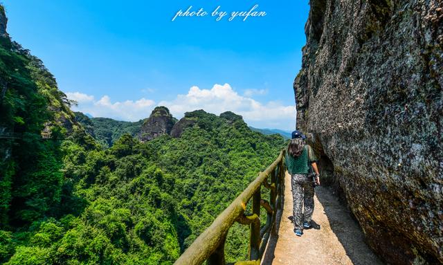 梅州五指石风景区，五指石风景区里面的磨肚峰简介（风景秀丽的小众旅游胜地）