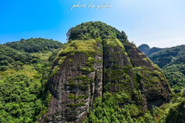 梅州五指石风景区，五指石风景区里面的磨肚峰简介（风景秀丽的小众旅游胜地）