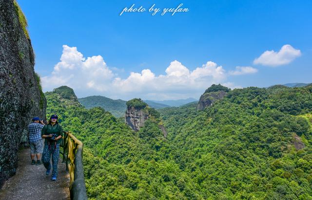 梅州五指石风景区，五指石风景区里面的磨肚峰简介（风景秀丽的小众旅游胜地）