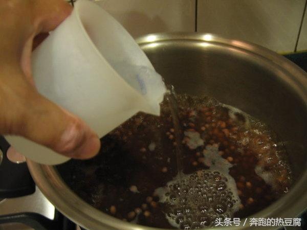 红豆煮多久才会熟，红豆汤需要煮多长时间才能煮熟（用了各种方法发现这种方法最佳）