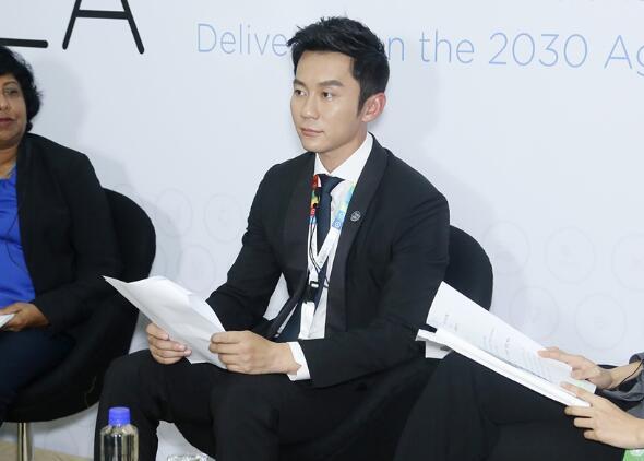 范冰冰李晨的出生年月，李晨家世背景甩范冰冰十条街