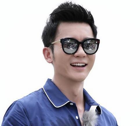 范冰冰李晨的出生年月，李晨家世背景甩范冰冰十条街