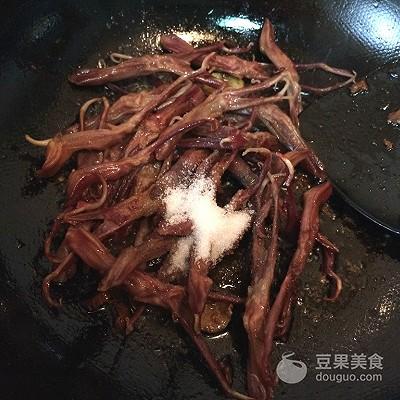鸭舌头的卤制方法，红烧鸭舌的做法