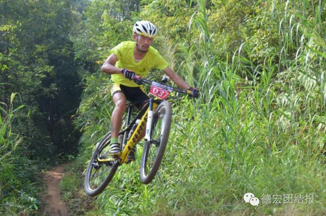 离开芒市必带美食，国庆七天芒市这么玩