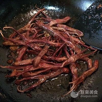 鸭舌头的卤制方法，红烧鸭舌的做法