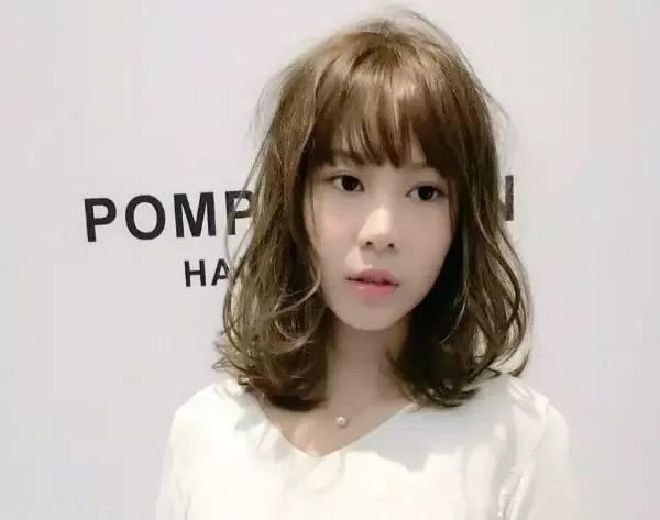 浪漫法式刘海教程图解，法式刘海的天花板还得看宋慧乔