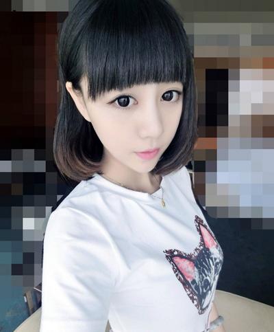 额头窄脸宽适合什么发型，额头宽方短脸适合什么发型（40岁+的女人别总留长发）