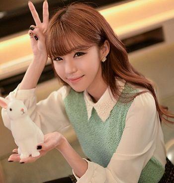 额头窄脸宽适合什么发型，额头宽方短脸适合什么发型（40岁+的女人别总留长发）