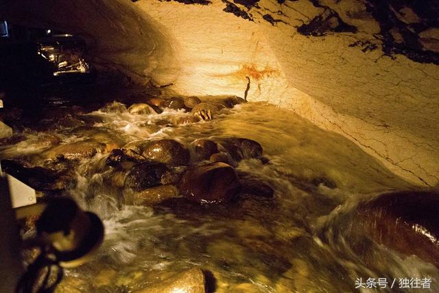 萤火虫水洞地下大峡谷导游讲解，——一位游客的游览纪实