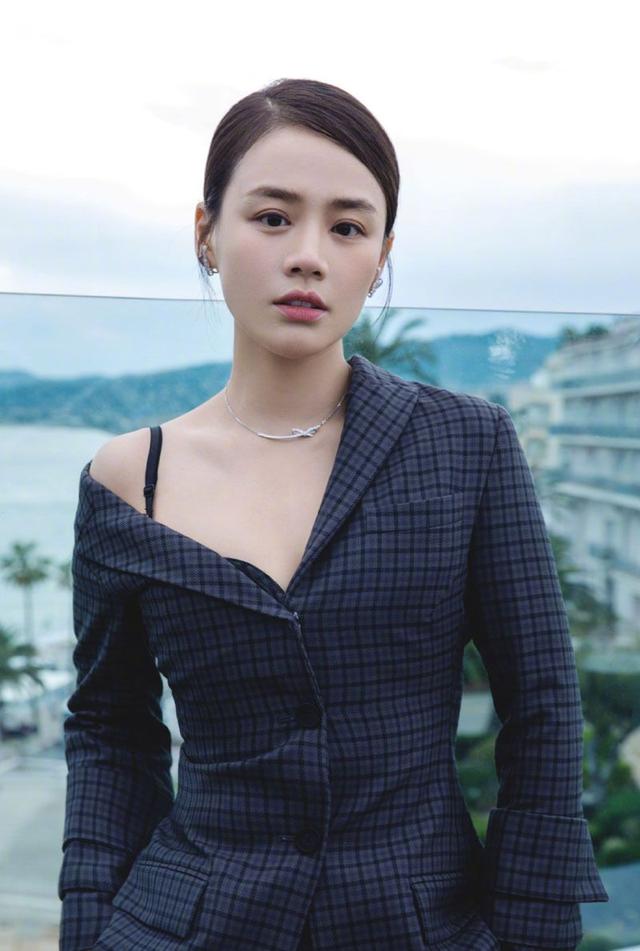 来自回族的10位女星，娱乐圈好看的回族女星