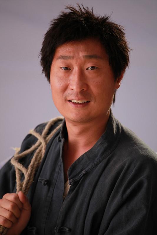 眼睛最小的5位明星，眼睛小就招人厌了