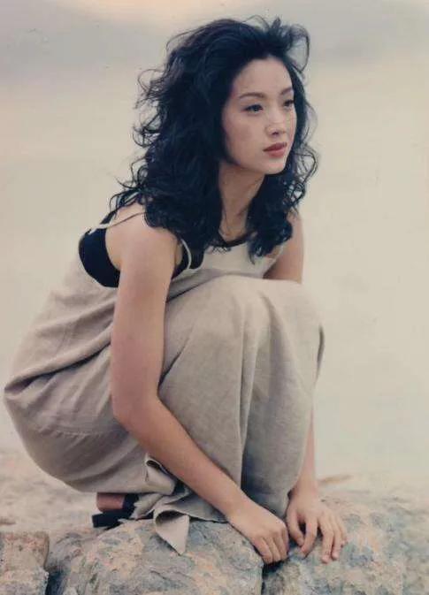 眼睛最小的5位明星，眼睛小就招人厌了