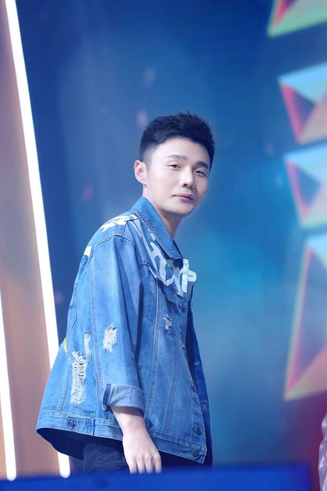 眼睛最小的5位明星，眼睛小就招人厌了