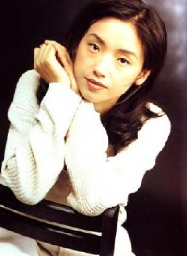 眼睛最小的5位明星，眼睛小就招人厌了