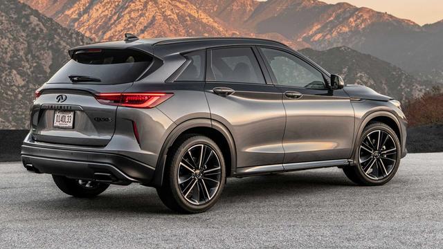 英菲尼迪新款qx50实拍曝光，2022款英菲尼迪QX50携两驱与四驱共8款