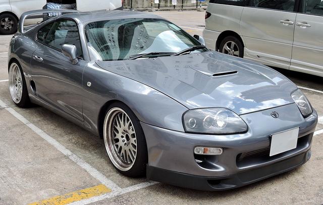 丰田supra a90，VeilSide宽体上身的丰田Supra更有超跑范