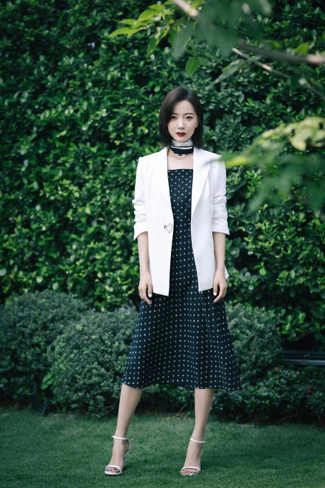 王珞丹惊艳的照，可惜了从一线女星