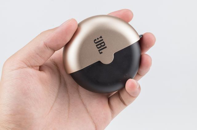 jbl值得入手的耳机，2022进阶版有线耳机怎么选