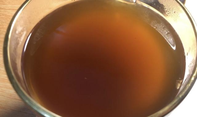 生姜配茶叶泡水喝有什么好处，茶叶和生姜一起泡水喝