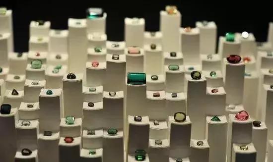全球10大珠宝你拥有几个，世界十大珠宝市场