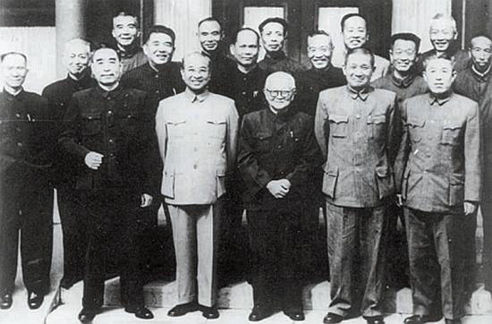 50年郑洞国去中南海赴宴，50年郑洞国去中南海赴宴