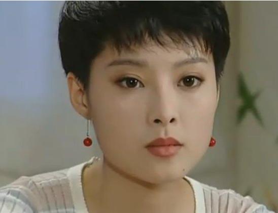 徐威更爱袁立还是张怡宁，亿万富豪徐威与袁立同居十二年