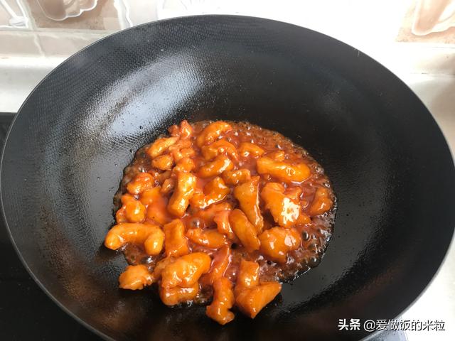 酸甜酥脆的糖醋鸡柳，酸酸甜甜很开胃