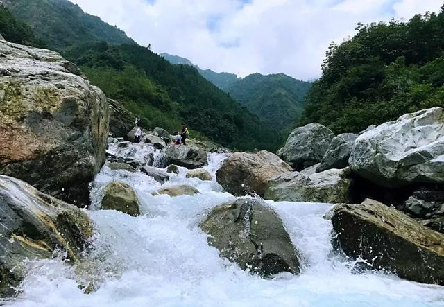 成都旅游比较凉快的避暑景点，藏在成都周边的4大冷门避暑地