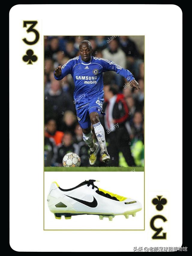 nike哪款足球鞋最轻，盘点nike足球鞋35年推出的54款经典足球鞋和代言人