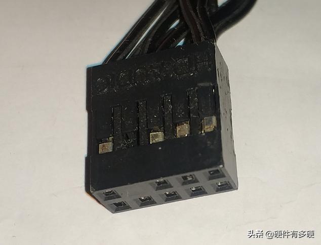 机箱接主板线怎么接图解，电脑机箱连线不会接