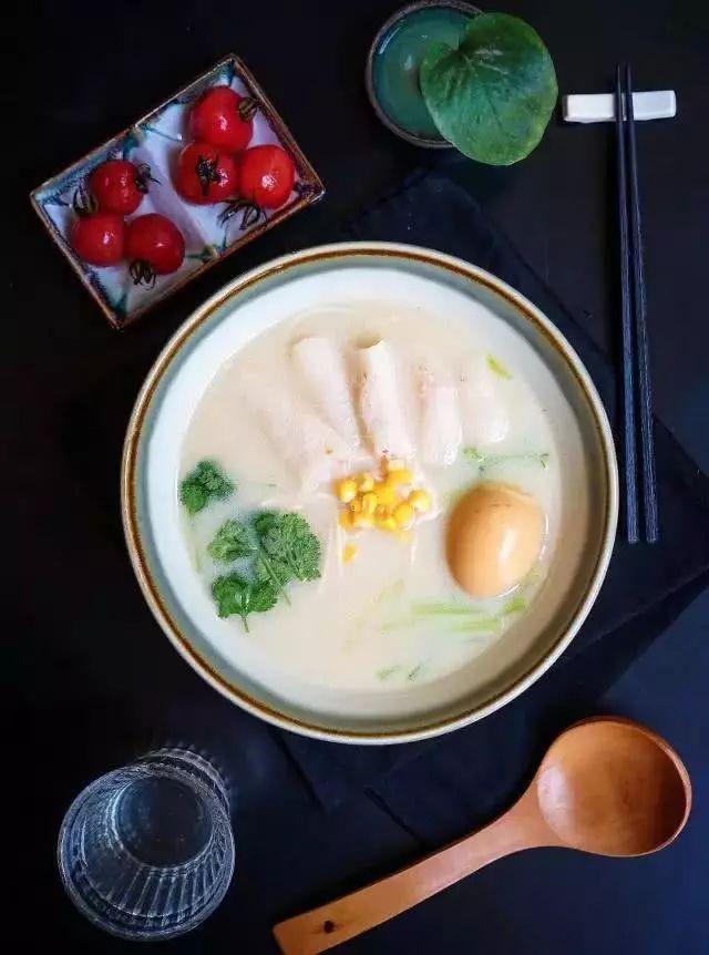 西安网红面馆哪家好吃，西安这些有又有料的网红面馆