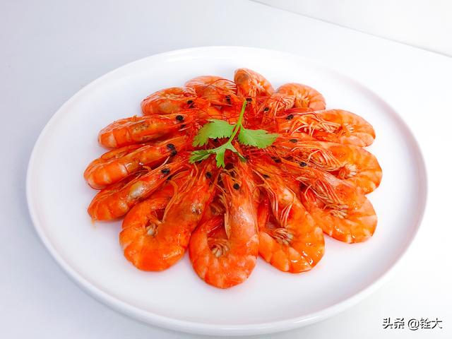 白灼虾蘸料怎么调，白灼大虾蘸料的调制方法（简单快手又下饭的白灼虾吃起来那叫一个香）