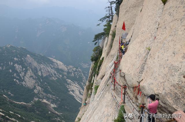 徒步爬华山最佳路线，徒步爱好者攻略——华山