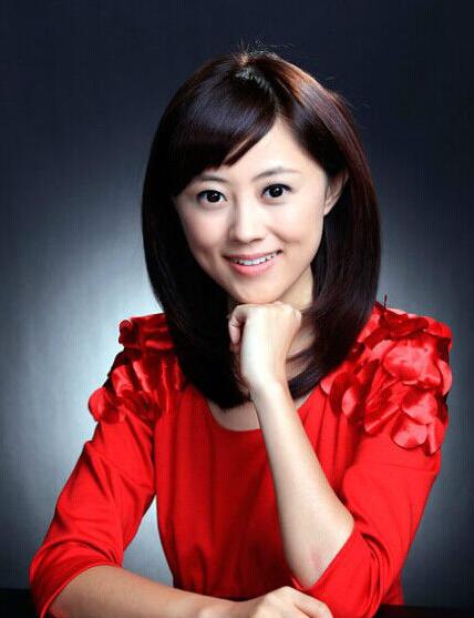 凤凰卫视杨娟与杨舒，凤凰卫视美女主播杨舒