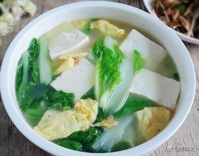 鸡蛋汤怎么做好吃，鸡蛋汤怎么煮才好吃又营养（做蛋花汤好吃有诀窍）