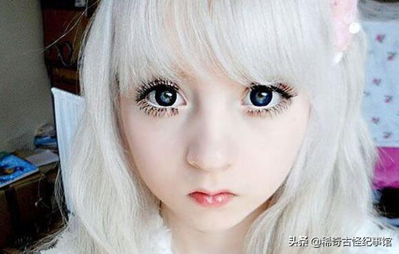 英国15岁萝莉，世界上最白的三个女孩