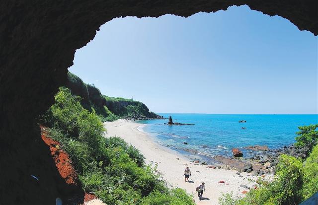海南岛最佳海滩，海南岛1900多公里海岸线形态各异