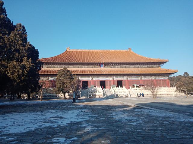 明十三陵在哪里，北京明十三陵指的是哪两座陵墓（明十三陵在哪里）