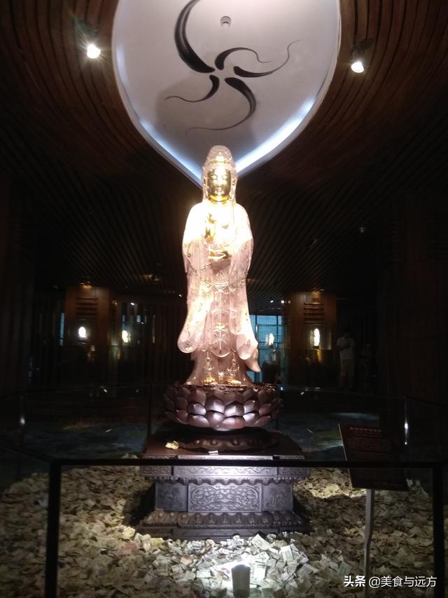 乐山大佛旅游攻略，乐山大佛景区攻略详细（乐山大佛峨眉山一日游攻略）