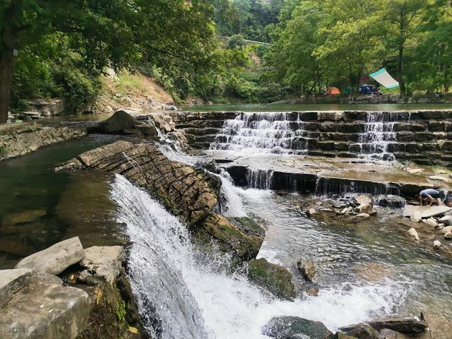 重庆周边凉快的避暑打卡地两三天，重庆周边这⑧个避暑胜地只有25℃