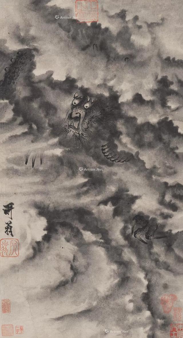 大师画不一样的龙，民间牛人在墙角画一条龙