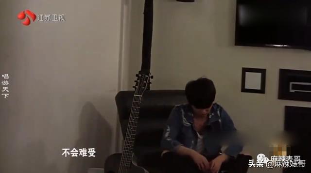 华晨宇和邓紫棋，邓紫棋对华晨宇的爱恨（华晨宇“扔下孩子不结婚”是有原因的）